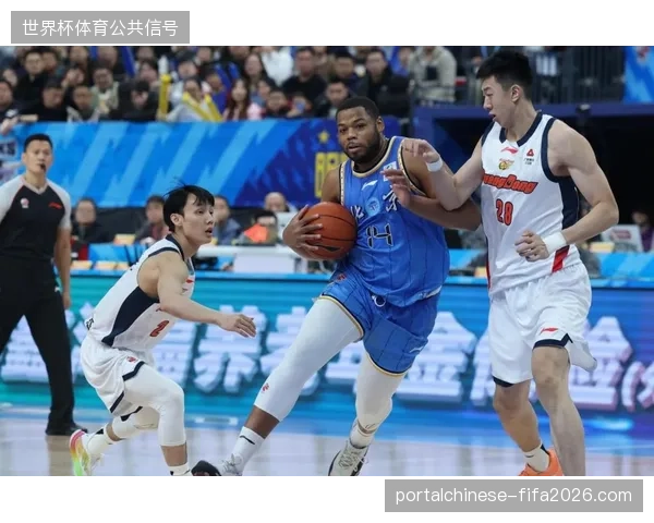 广东队遭遇罕见低谷赛季，球队阵容老化及内线短板问题亟待解决